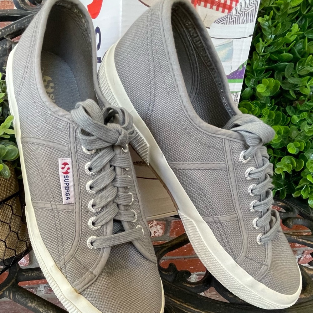 Superga 2750 Cotu Classic Sneakers; Grey Sage Canvas; Style S000010; Size 9 1/2